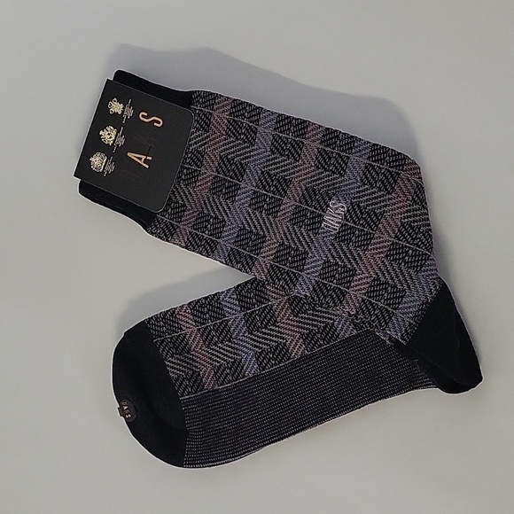 NWT Daks Socks, Purple & Black Design - Picture 1 of 6